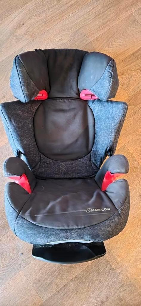 Maxi-Cosi Rodicap Nomad Black 2 Autostoel, Kinderen en Baby's, Autostoeltjes, Zo goed als nieuw, Maxi-Cosi, 15 t/m 36 kg, Autogordel