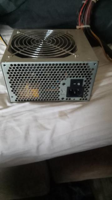 Voeding 480 Watt beschikbaar voor biedingen