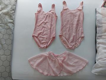 2x balletpakje en 1x balletrokje Pappilon roze 5,- p.st. beschikbaar voor biedingen
