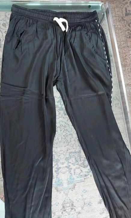 Leuke jogger gladde stof 10Days maat 44, Kleding | Dames, Broeken en Pantalons, Gedragen, Maat 46/48 (XL) of groter, Zwart, Lang