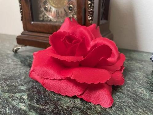 Nieuwe kunstbloemen rood versiering bloemenmuur bloemenboog, Kleding | Dames, Trouwkleding en Trouwaccessoires, Nieuw, Accessoires