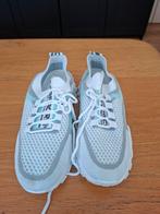 Witte Sneakers - Maat 42 - Zo Goed Als Nieuw, Wit, Ophalen of Verzenden, Sneakers of Gympen, Zo goed als nieuw
