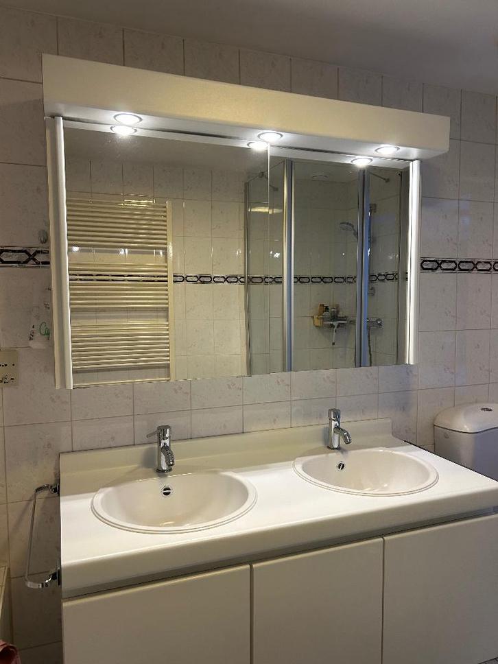 badkamermeubel met spiegelkast en onderkast, Huis en Inrichting, Badkamer | Badkamermeubels, Gebruikt, Spiegelkast, Minder dan 100 cm