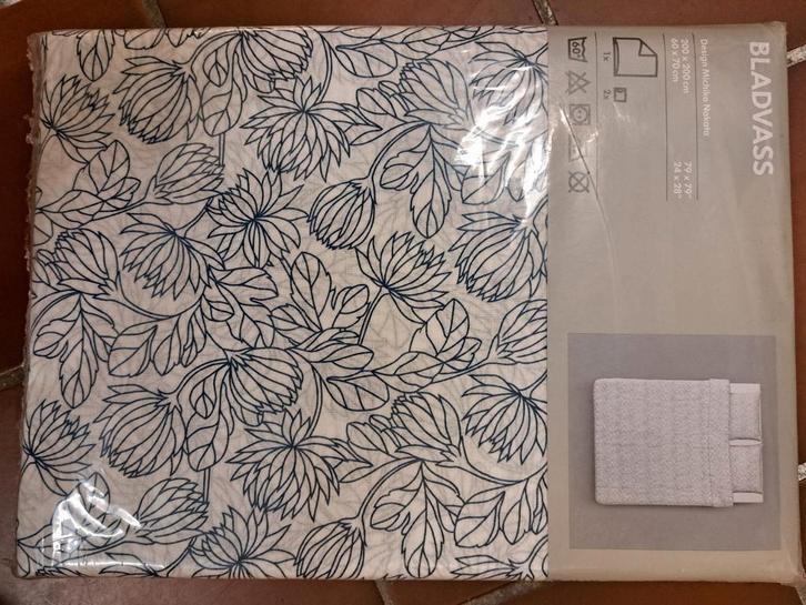 Wit met blauw dekbedovertrek. 1 persoons, Huis en Inrichting, Slaapkamer | Beddengoed, Nieuw, Dekbedovertrek, Eenpersoons, Wit