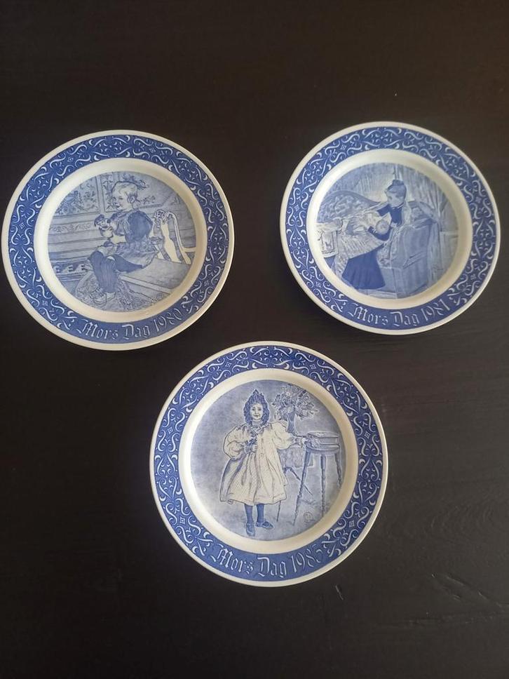 Zweedse Rörstrand borden, '80-'83 afbeeldingen Carl Larsson, Huis en Inrichting, Woonaccessoires | Wanddecoraties, Zo goed als nieuw