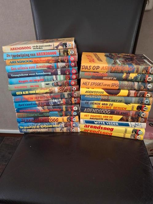 Arendsoog nr 1 T/m 17 en 36, 42,43,44,47,49,50 en 51, Boeken, Avontuur en Actie, Gelezen, Ophalen of Verzenden