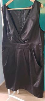 Prachtig satijnen mouwloos jurkje, Zwart, Maat 46/48 (XL) of groter, Cocktailjurk, Ophalen of Verzenden
