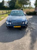 Mercedes-Benz E-Klasse 2.7 CDI E270 Sedan AUT 2002 Blauw, Auto's, Mercedes-Benz, Automaat, 1595 kg, 193 €/maand, Blauw