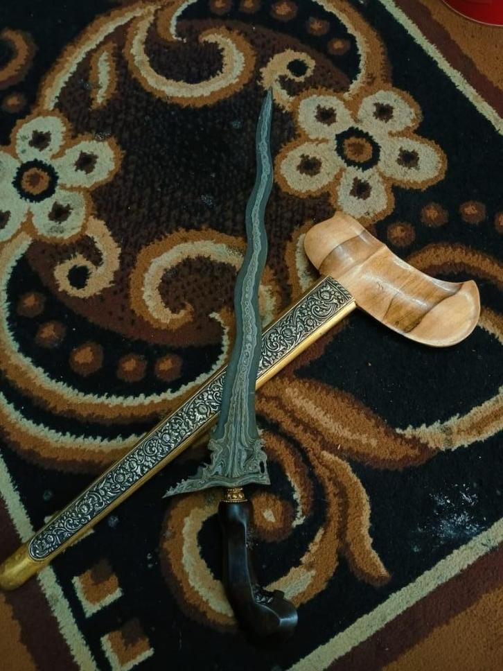Antieke Keris Naga Pendeta 7 Luk Uler Lulut Gayaman SUZ02, Antiek en Kunst, Kunst | Niet-Westerse kunst, Verzenden
