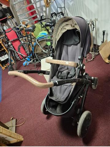 Joolz wandelwagen beschikbaar voor biedingen