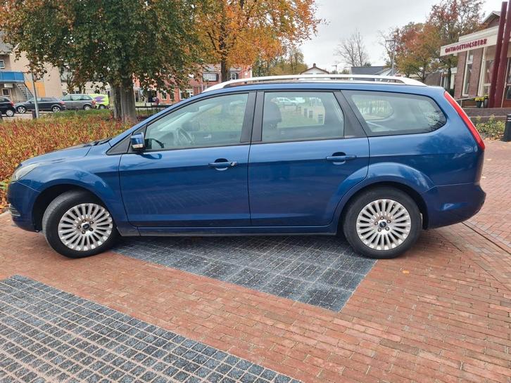 Ford Focus D.2 Blauw Metallic Stationwagon met LM velgen, Auto's, Ford, Particulier, Focus, ABS, Airbags, Airconditioning, Climate control