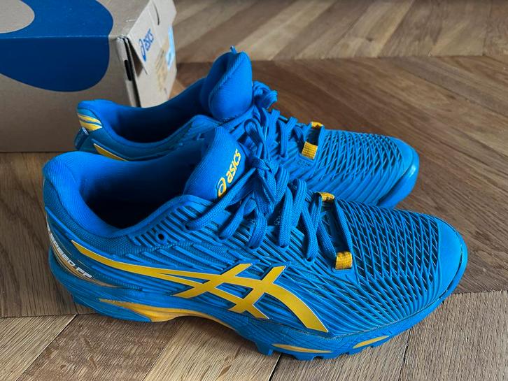Hockey schoenen Asics maat 40 (valt als 38/39), Sport en Fitness, Hockey, Zo goed als nieuw, Schoenen, Ophalen of Verzenden