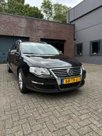 Volkswagen passat 2.0 FSI automaat leer R-interieur trekhaak, Auto's, Zwart, 4 cilinders, Zwart, Leder