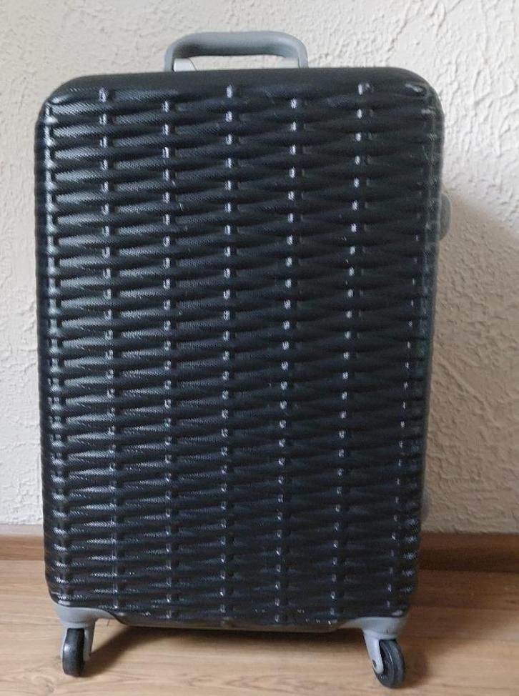 Stevige Koffer TT&T (met cijferslot & 4 wielen), Sieraden, Tassen en Uiterlijk, Koffers, Zo goed als nieuw, Hard kunststof, 70 cm of meer