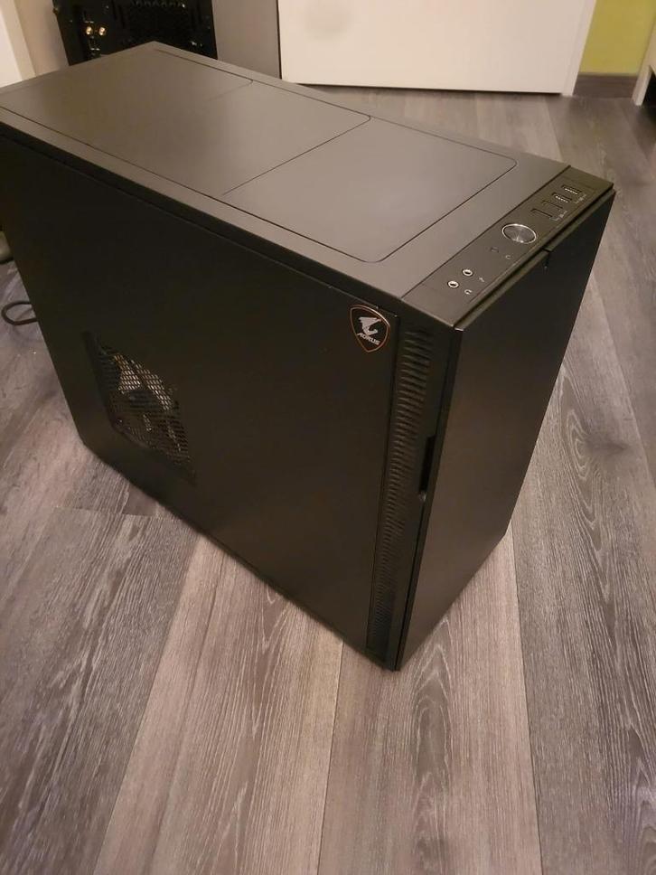 Gaming PC i7-8700K | RTX 3060 Ti | 32 GB | 500 GB SSD | Stil, Computers en Software, Desktop Pc's, Zo goed als nieuw, 4 Ghz of meer