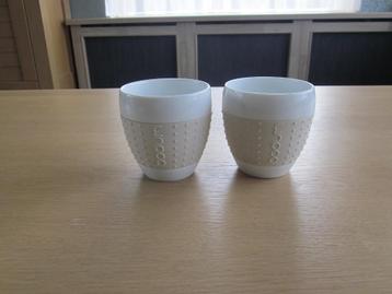 Bodum 2 wit-beige band canteen porselain bekers D8,5cm H9cm beschikbaar voor biedingen
