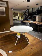 UTRECHT - Ronde eettafel Beso-artifort, Huis en Inrichting, 75 m² of meer, Wit, Ophalen of Verzenden, Zo goed als nieuw