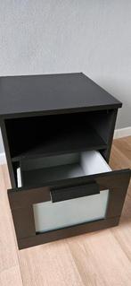 Nachtkastje, Huis en Inrichting, Slaapkamer | Nachtkastjes, Ophalen, Minder dan 45 cm, Zo goed als nieuw, Minder dan 55 cm