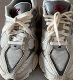 New balance 9060 maat 38, Kleding | Dames, Schoenen, Ophalen of Verzenden, Gedragen, Sneakers of Gympen