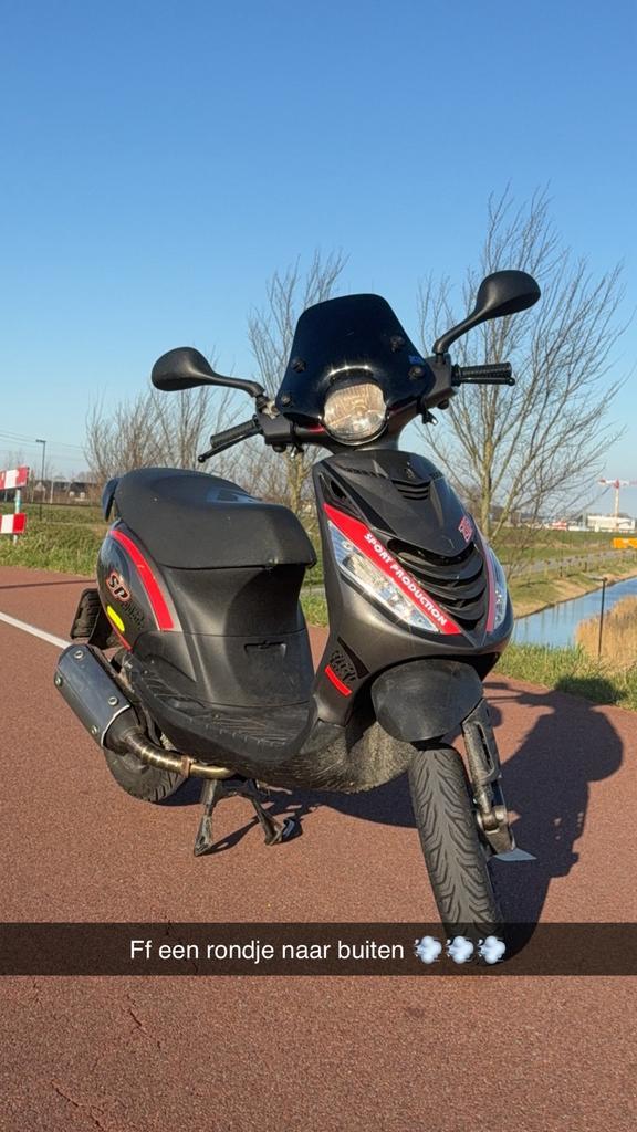 Zip A1 180 PRIJS PEILING, Fietsen en Brommers, Scooters | Piaggio, Zo goed als nieuw, Zip, Tweetakt, Ophalen of Verzenden