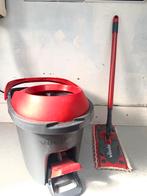 Vileda dweilsysteem, Ophalen, Dweilemmer, -bak, of -wagen