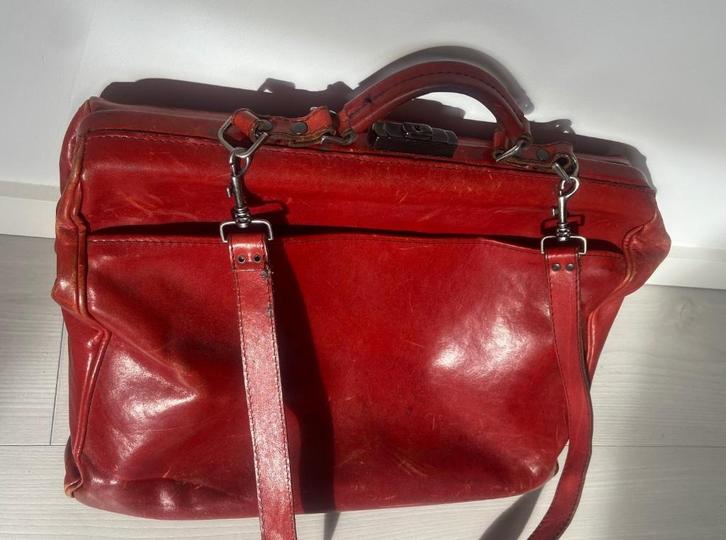Rode dokterstas Mutsaers, Sieraden, Tassen en Uiterlijk, Tassen | Damestassen, Gebruikt, Overige typen, Rood, Ophalen of Verzenden