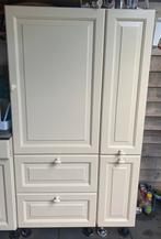 Keukenkast 169 hoog met apothekerskast eraan, Huis en Inrichting, Keuken | Keukenelementen, Gebruikt, Crème, 150 tot 200 cm, 50 tot 75 cm
