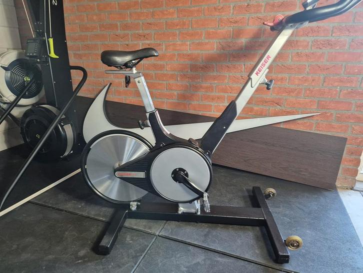 Keiser m3 spinningbike met display, Sport en Fitness, Fitnessmaterialen, Overige typen, Ophalen