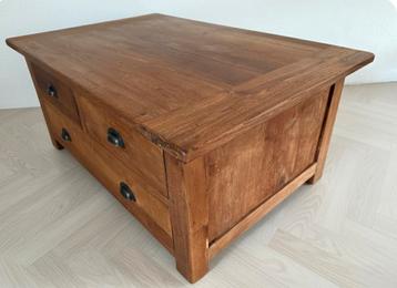 BIJNA GRATIS: TeakHouten salontafel met lades beschikbaar voor biedingen