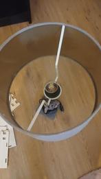 Schitterende lamp met gevlochten houten statief, Huis en Inrichting, Lampen | Lampenkappen, Ophalen of Verzenden, Zo goed als nieuw