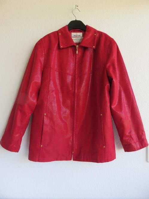 Meddens rode zomerjas tussenjas rood maat 38, Kleding | Dames, Jassen | Zomer, Zo goed als nieuw, Maat 38/40 (M), Rood, Ophalen of Verzenden