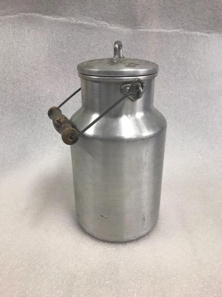 Biest kan van Aluminium, Antiek en Kunst, Antiek | Keukenbenodigdheden, Ophalen