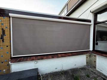 Screens zonwerend, elektrisch, 3 stuks beschikbaar voor biedingen