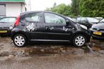 Peugeot 107 1.0-12V Sublime 5 drs airco 230 dkm N.A.P., Voorwielaandrijving, Stof, Gebruikt, 4 stoelen