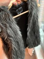 Nieuw grijs fluffy bodywarmer, Costes, maat M, Nieuw, Costes, Grijs, Ophalen
