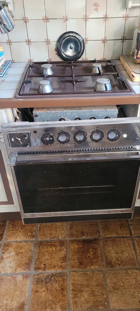 Gebruikte Gasfornuis met Oven, Witgoed en Apparatuur, Fornuizen, Gebruikt, Inbouw, Gas, 4 kookzones, 85 tot 90 cm, 60 cm of meer