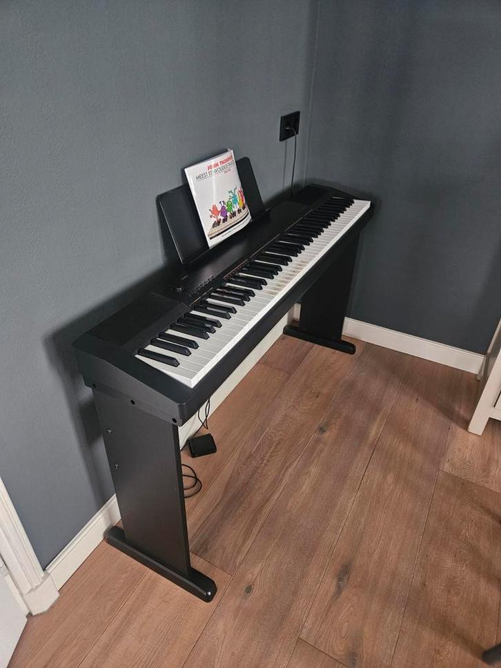 Casio CDP-130 digitale piano, Muziek en Instrumenten, Piano's, Gebruikt, Piano, Digitaal, Ophalen