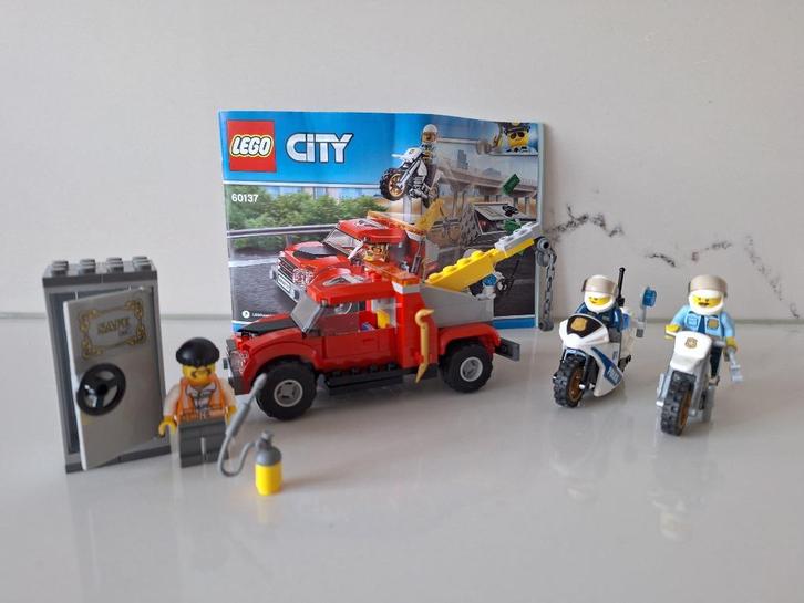 Lego 60137 City – Sleeptruck probleem, Kinderen en Baby's, Speelgoed | Duplo en Lego, Zo goed als nieuw, Lego, Complete set, Ophalen of Verzenden