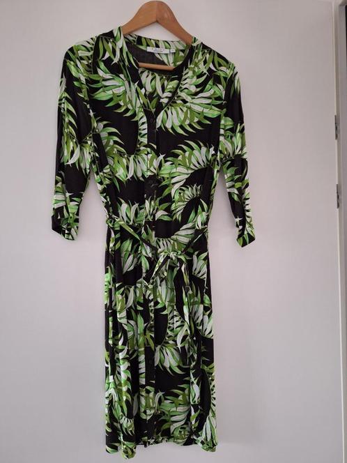 Zgan jurk maat M. Van enjoy. 15 euro, Kleding | Dames, Jurken, Zo goed als nieuw, Maat 38/40 (M), Groen, Knielengte, Ophalen of Verzenden