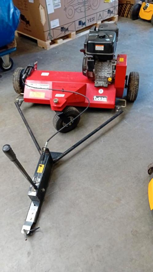 Getrokken verticuteermachine zitmaaier te huur  te koop, Tuin en Terras, Verticuteermachines, Zo goed als nieuw, Benzine, Ophalen of Verzenden