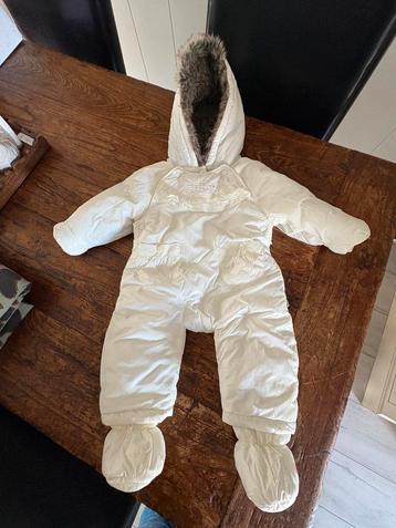 Crèmekleurig skipak/ winterpak maat 68. beschikbaar voor biedingen