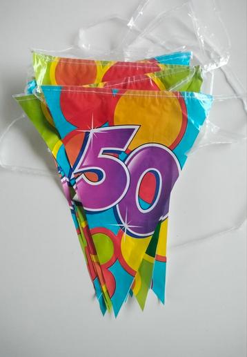 Vlaggetjes 50 jaar en sarah vlag beschikbaar voor biedingen