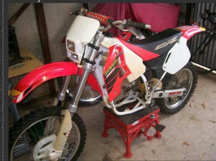 Gezocht: Rijwielgedeelte, Frame, Tank, Buddyseat, Plastic, Motoren, Onderdelen | Honda, Ophalen of Verzenden