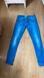 Skinny jeans Kuyichi maat 26, Kleding | Dames, Spijkerbroeken en Jeans, Gedragen, Ophalen of Verzenden, W27 (confectie 34) of kleiner