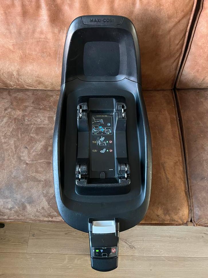 Maxi-Cosi FamilyFix One i-Size Isofix Base, Kinderen en Baby's, Autostoeltjes, Gebruikt, Maxi-Cosi, Isofix, Ophalen