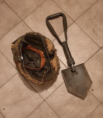 Originele militaire leger helm beschikbaar voor biedingen