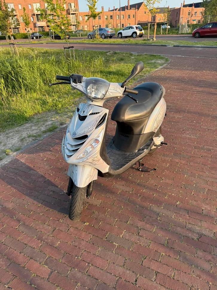 Zip 2t 50 | 2013 Brom, Fietsen en Brommers, Brommers | Overige merken, Zo goed als nieuw, Maximaal 45 km/u, Ophalen