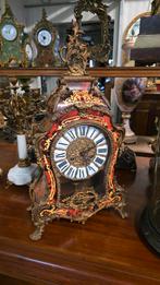 Grote boulle klok € 375