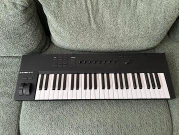 Komplete Kontrol A49 MIDI Keyboard beschikbaar voor biedingen