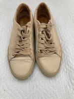 schoenen maat 37 Sascha essentials, Ophalen, Schoenen met lage hakken, Beige, Gedragen